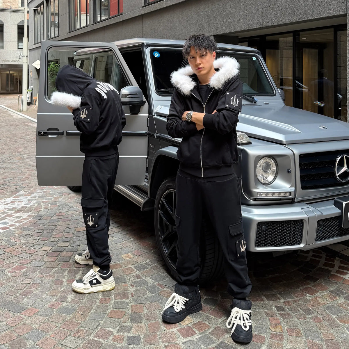 METAL LOGO FUR HOODIE - BLACK