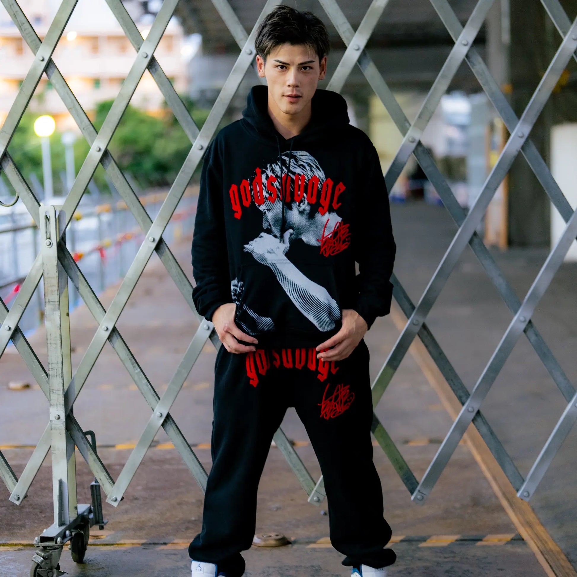 Godsavage ゴットサベージ スウェットパンツ 朝倉未来 × godsavage】OG LOGO SWEATPANTS - BLACK & RED – god