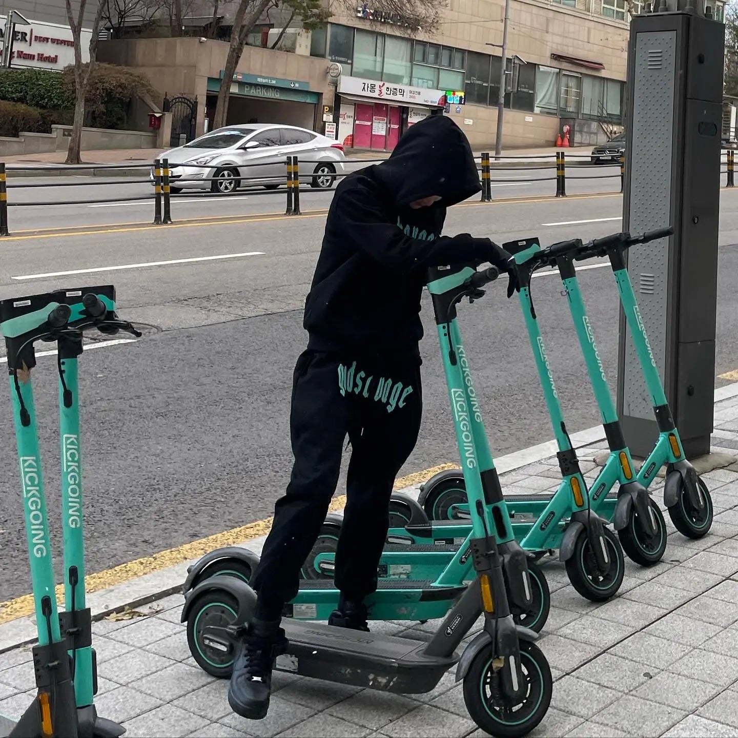 OG LOGO SWEATPANTS - BLACK & MINT